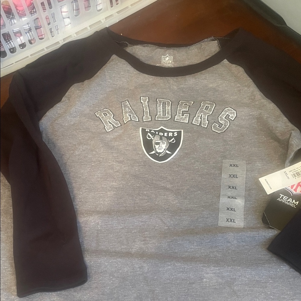 NWT Raiders Kids Long Sleeve Raglan Tee - Gray & Black size girls XXL